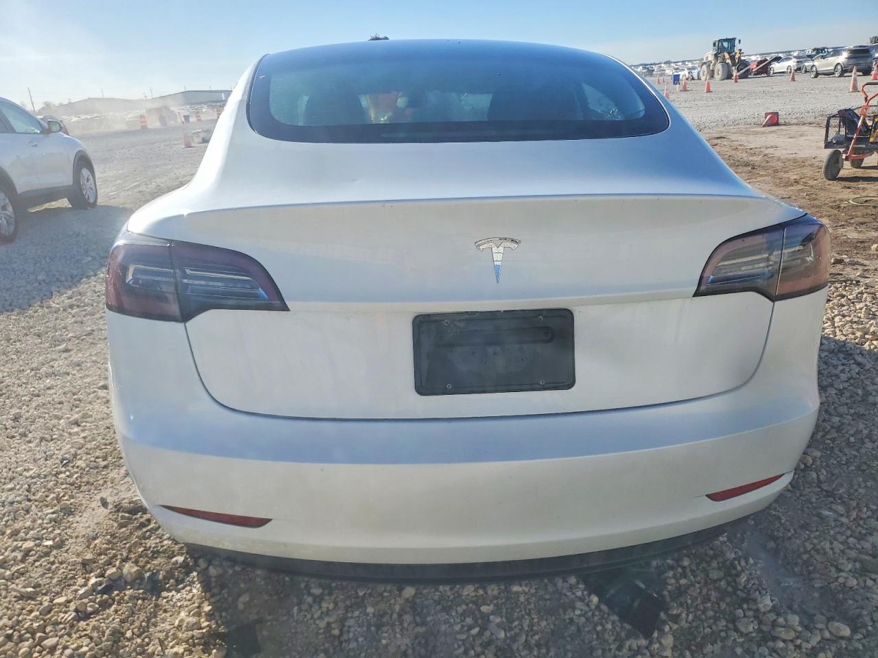 2023 TESLA MODEL 3 photo 6