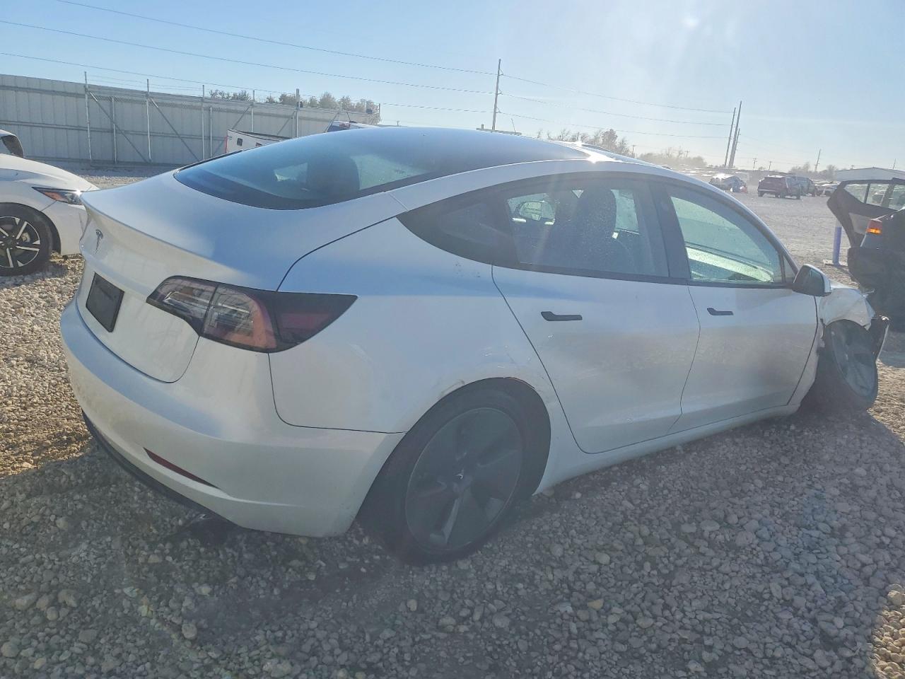2023 TESLA MODEL 3 photo 3
