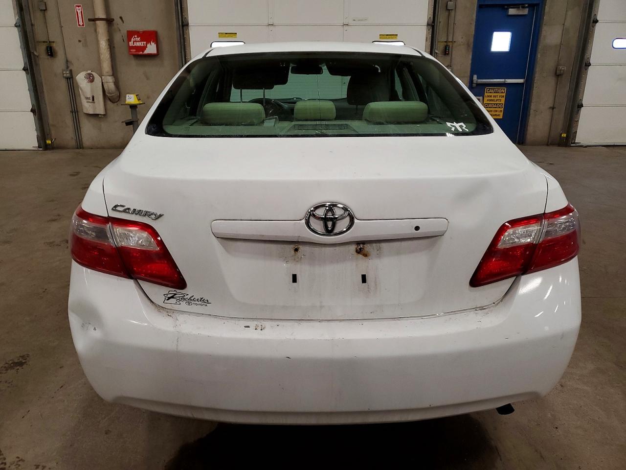 2009 TOYOTA CAMRY BASE photo 6