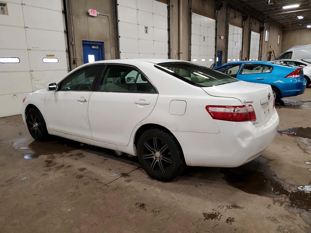2009 TOYOTA CAMRY BASE photo 2