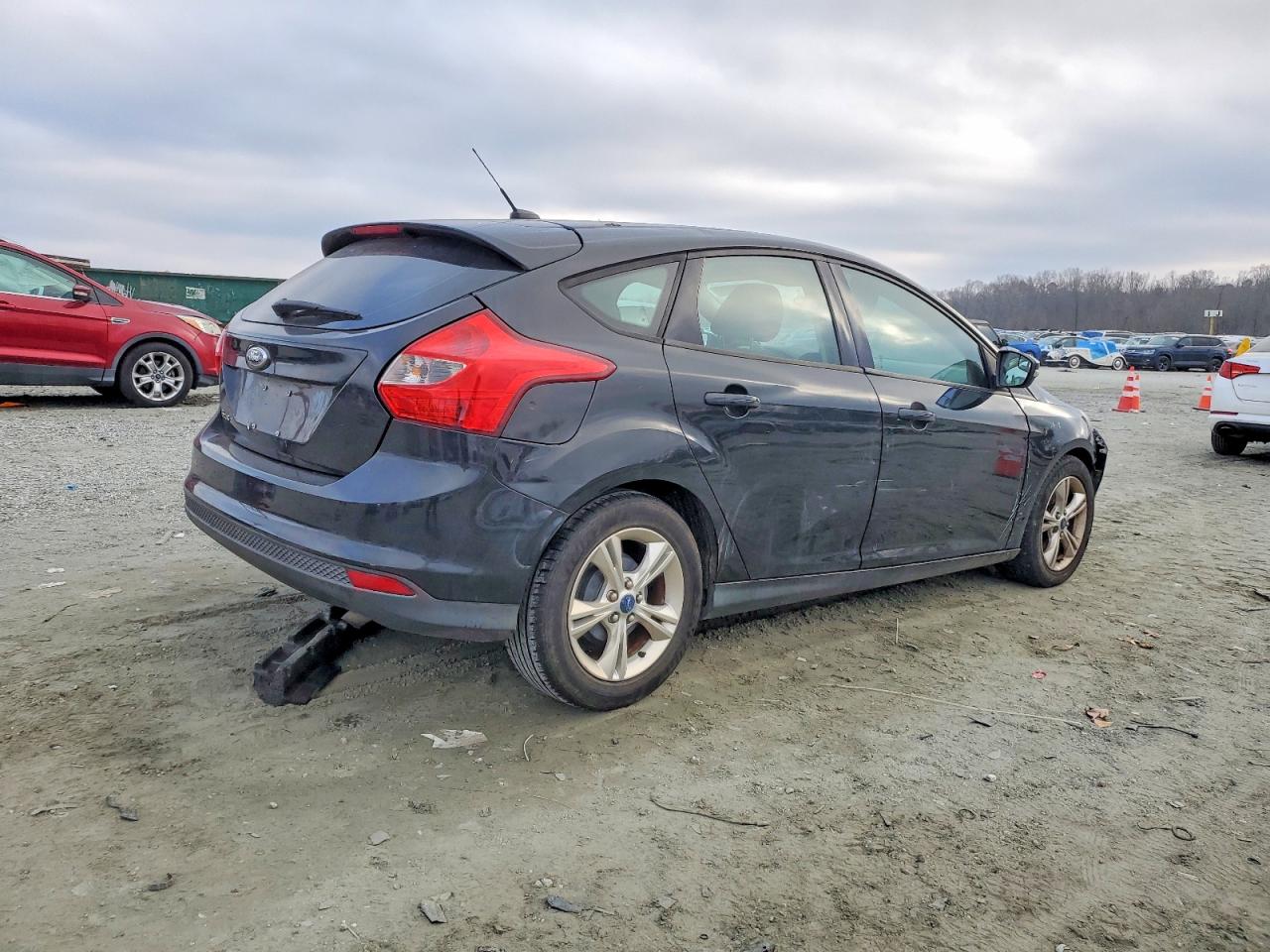 2013 FORD FOCUS SE photo 3