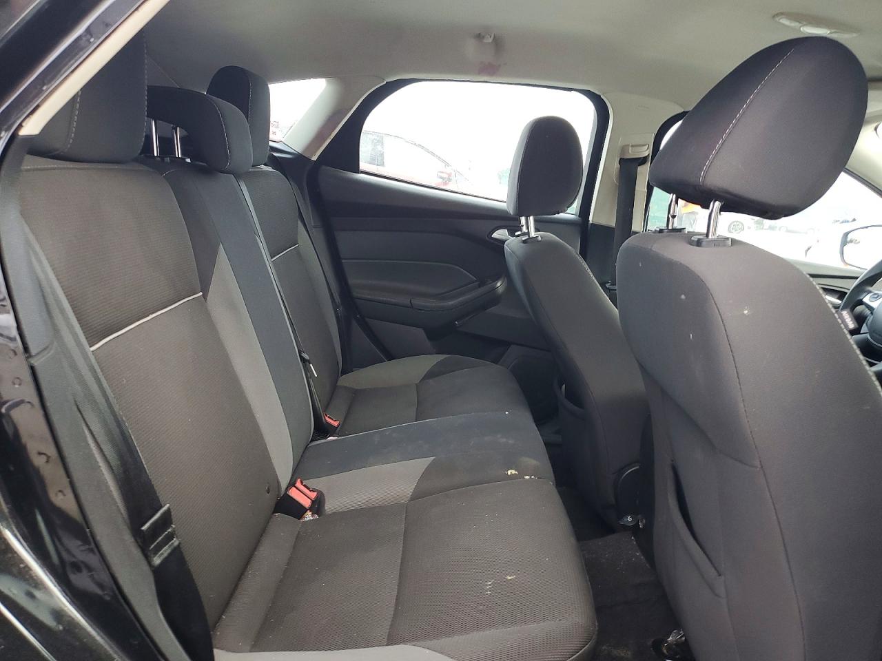 2013 FORD FOCUS SE photo 10