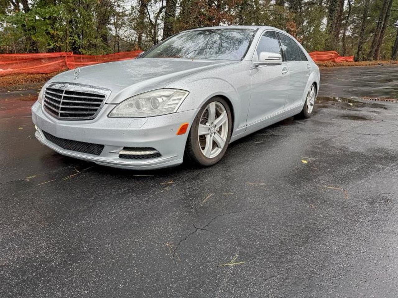 2010 MERCEDES-BENZ S 550 photo 3