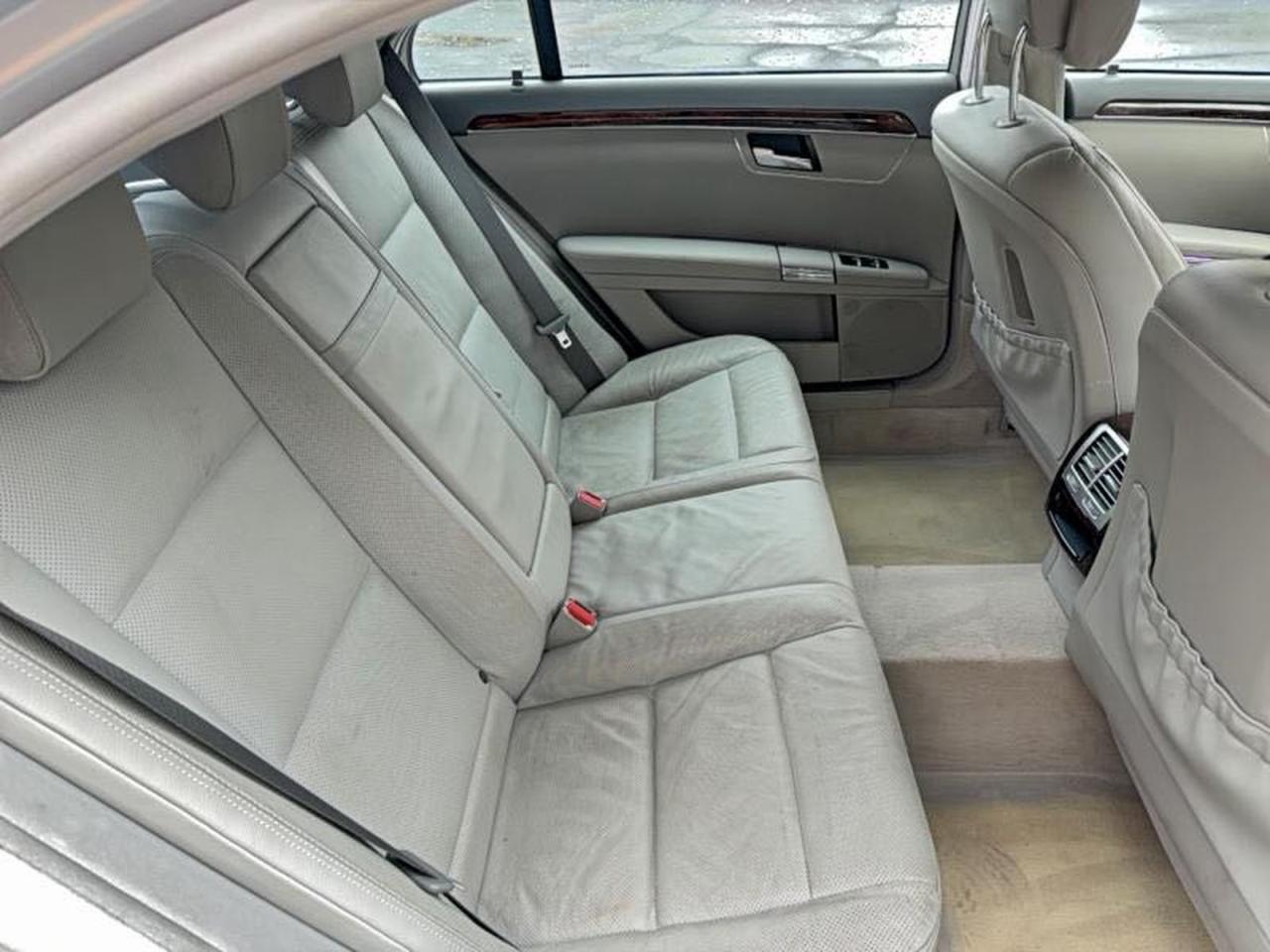 2010 MERCEDES-BENZ S 550 photo 11