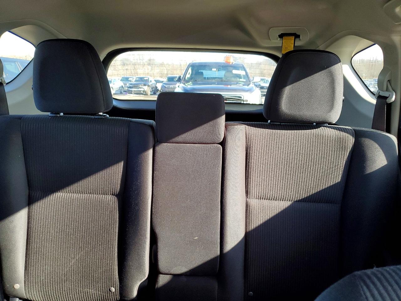 2018 TOYOTA RAV4 LE photo 10