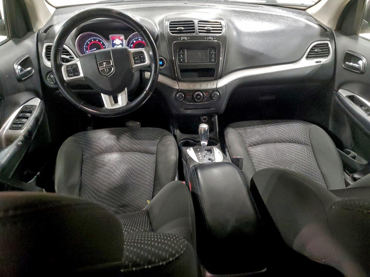 2018 DODGE JOURNEY SE photo 8