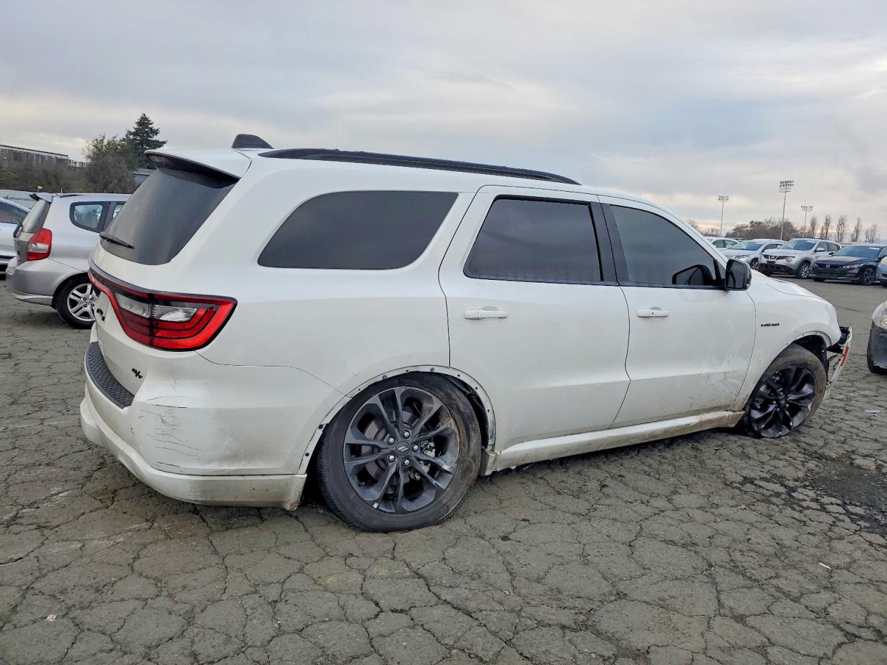 2024 DODGE DURANGO R/T photo 3