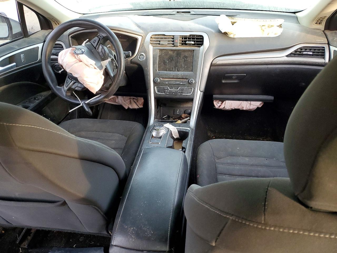 2018 FORD FUSION SE photo 8