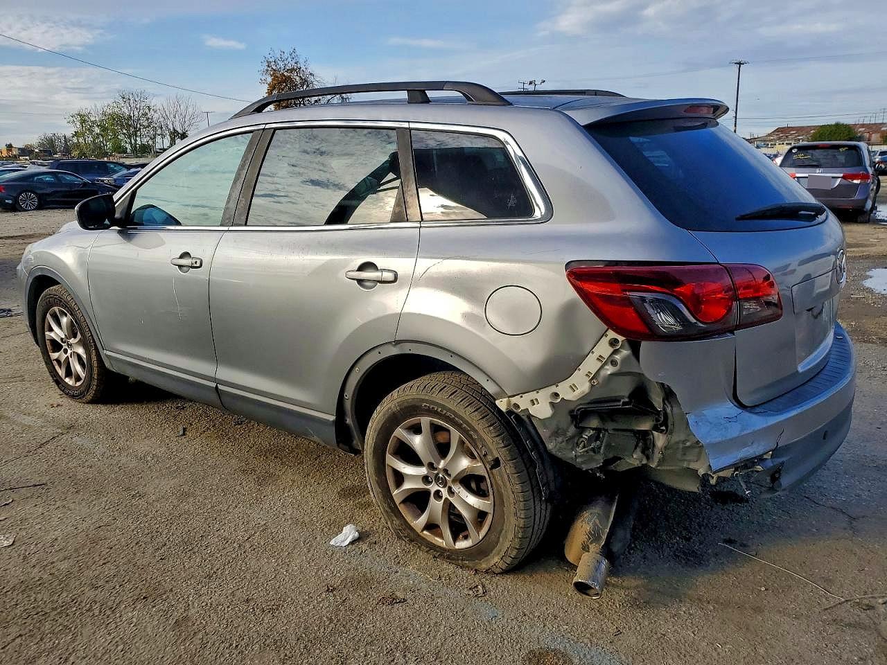 2014 MAZDA CX-9 TOURING photo 2