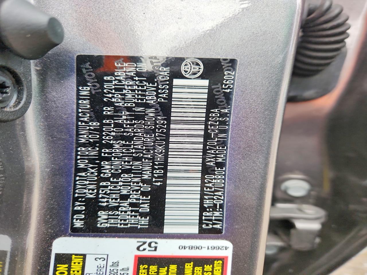 2019 TOYOTA CAMRY L photo 13
