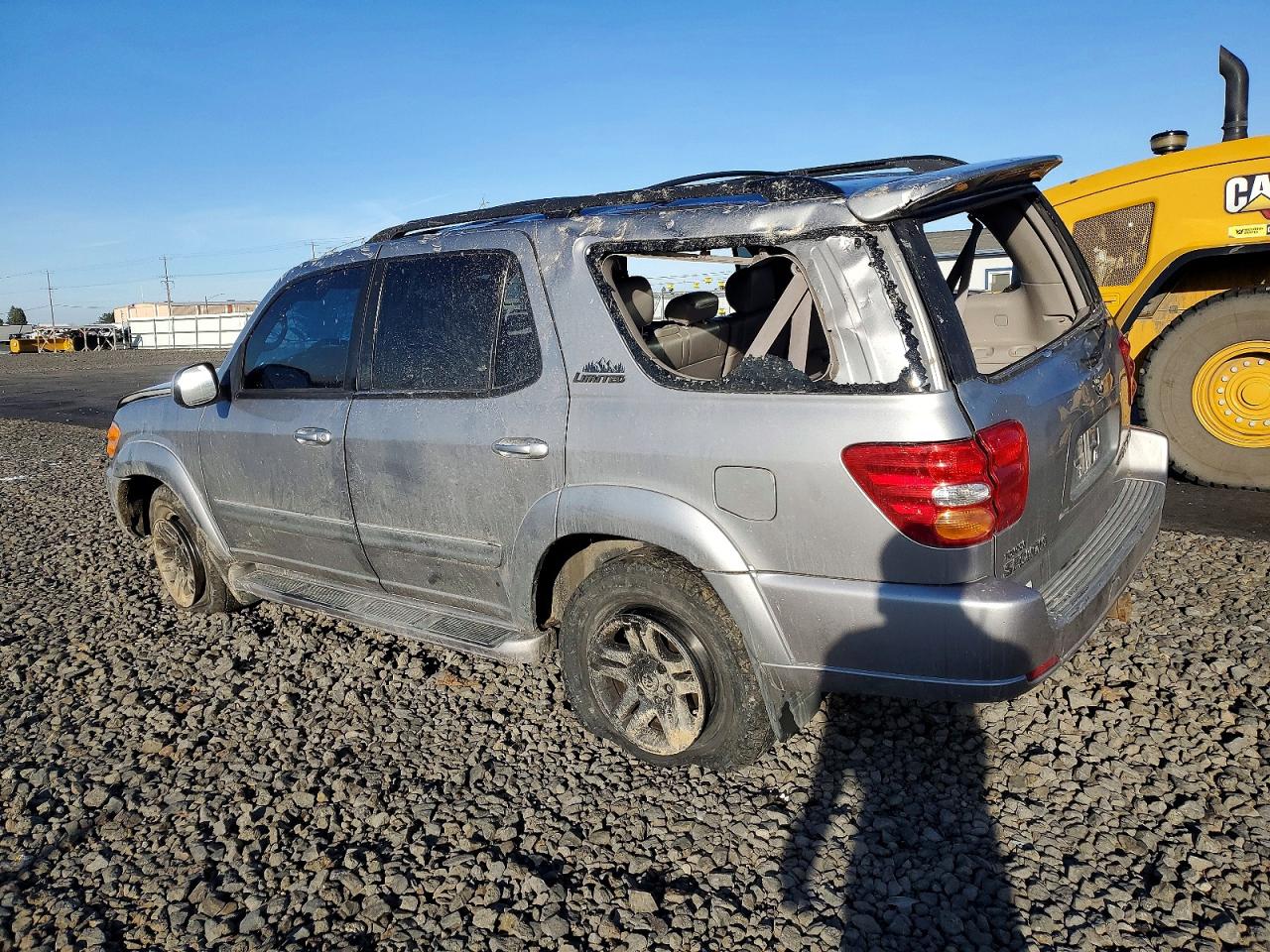 2003 TOYOTA SEQUOIA LIMITED photo 2
