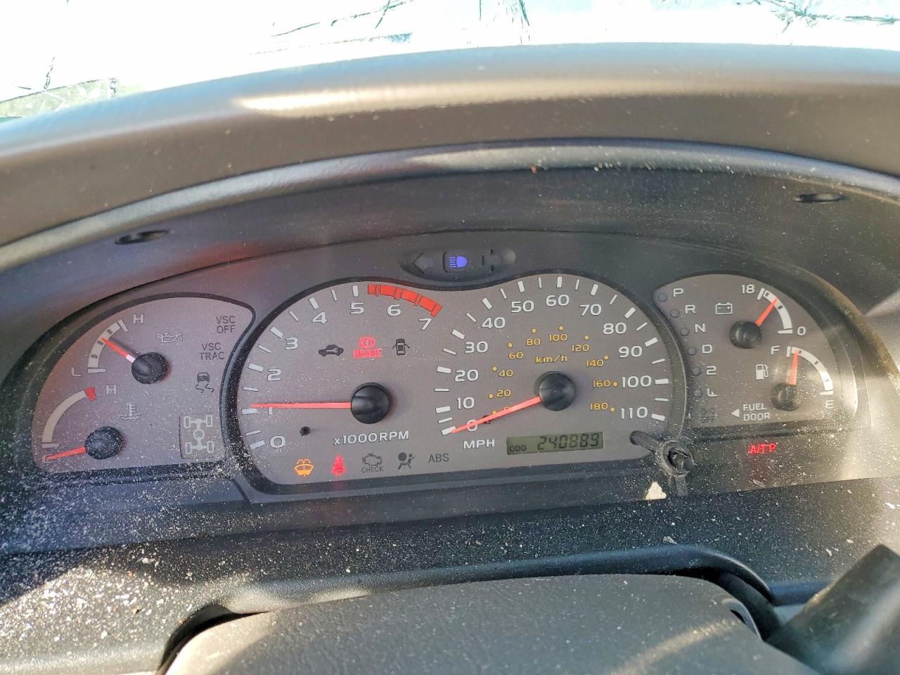 2003 TOYOTA SEQUOIA LIMITED photo 9