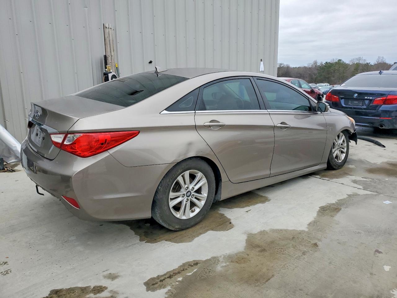 2014 HYUNDAI SONATA photo 5