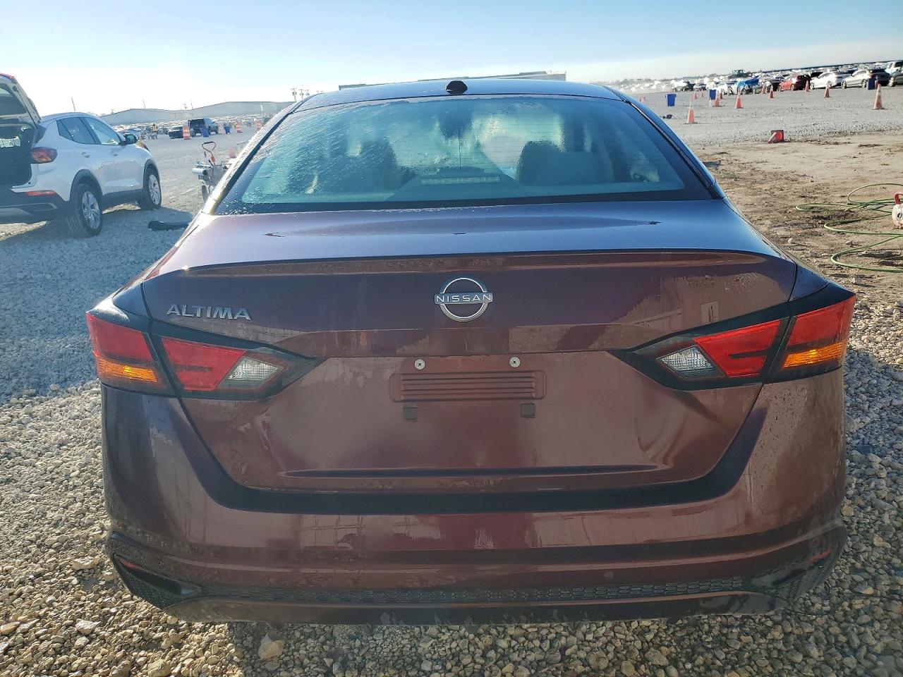 2025 NISSAN ALTIMA SV photo 6