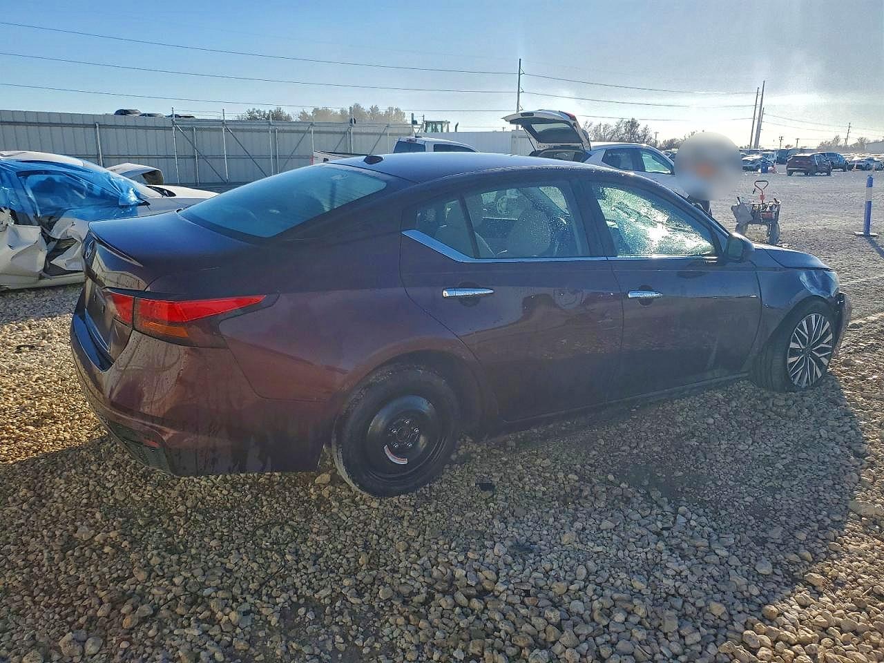 2025 NISSAN ALTIMA SV photo 3