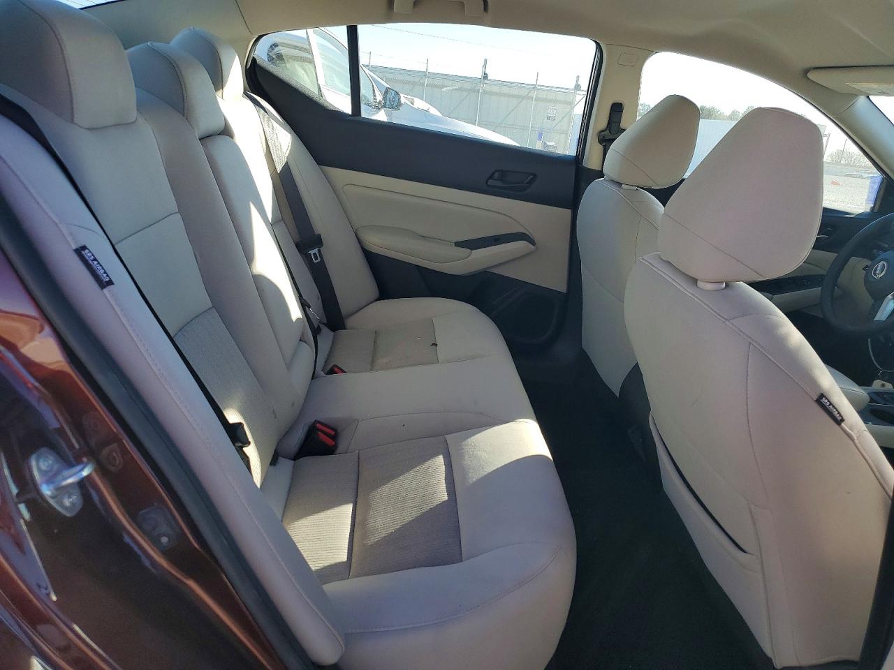 2025 NISSAN ALTIMA SV photo 10