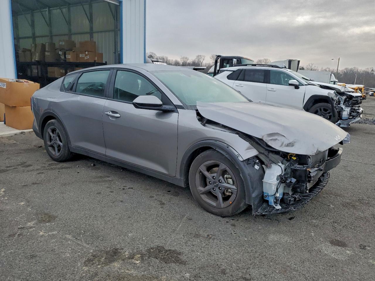 2025 KIA K4 LX photo 4