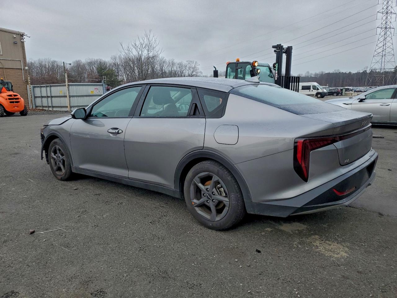 2025 KIA K4 LX photo 2
