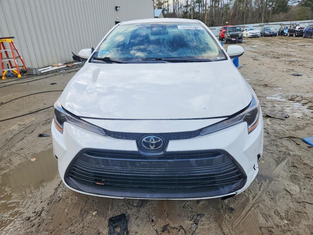 2025 TOYOTA COROLLA LE photo 9