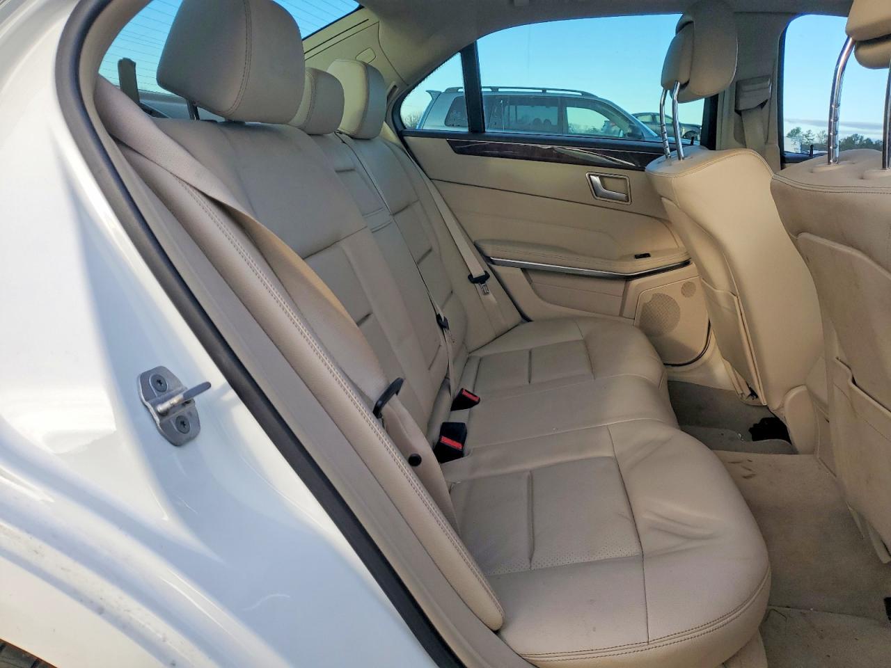 2014 MERCEDES-BENZ E 350 4MATIC photo 10