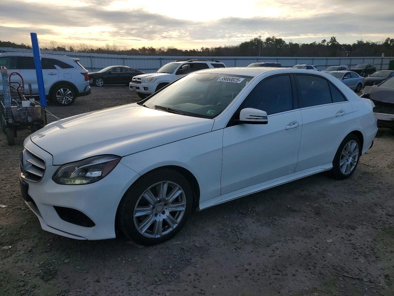2014 MERCEDES-BENZ E