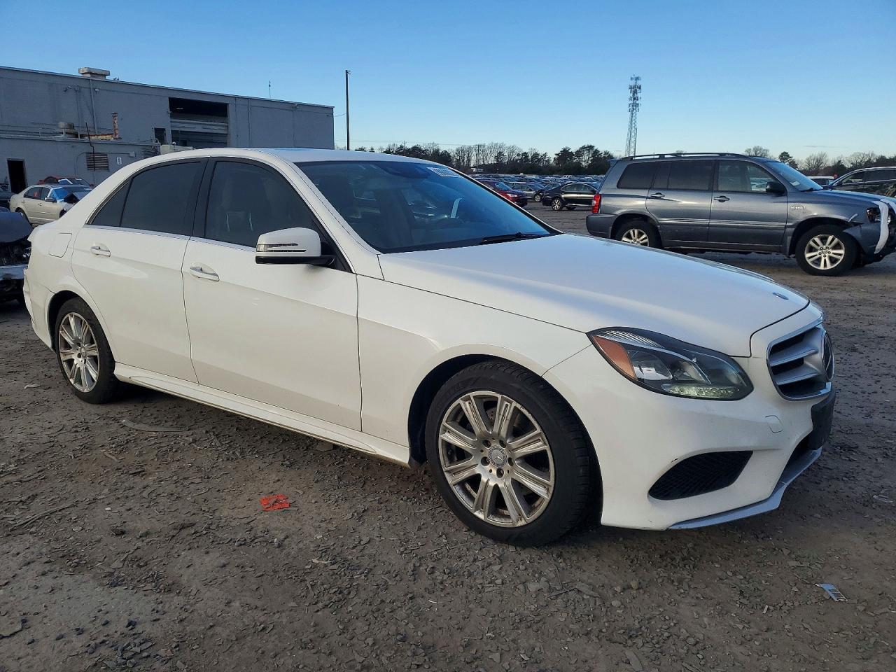 2014 MERCEDES-BENZ E 350 4MATIC photo 4