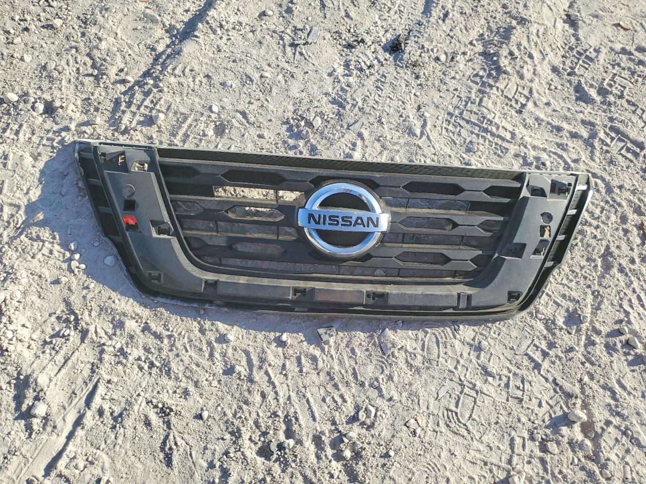 2020 NISSAN PATHFINDER S photo 13