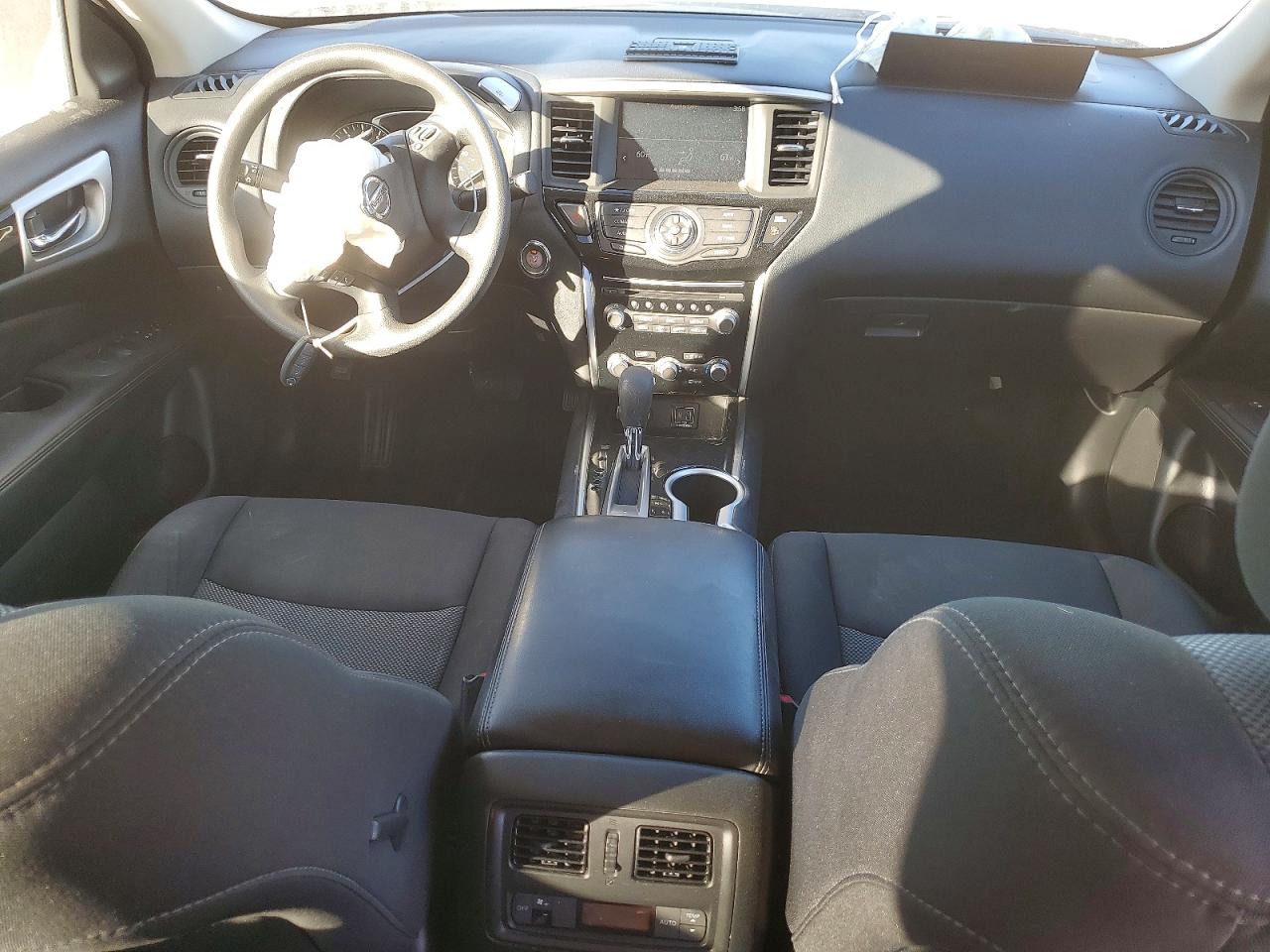2020 NISSAN PATHFINDER S photo 8