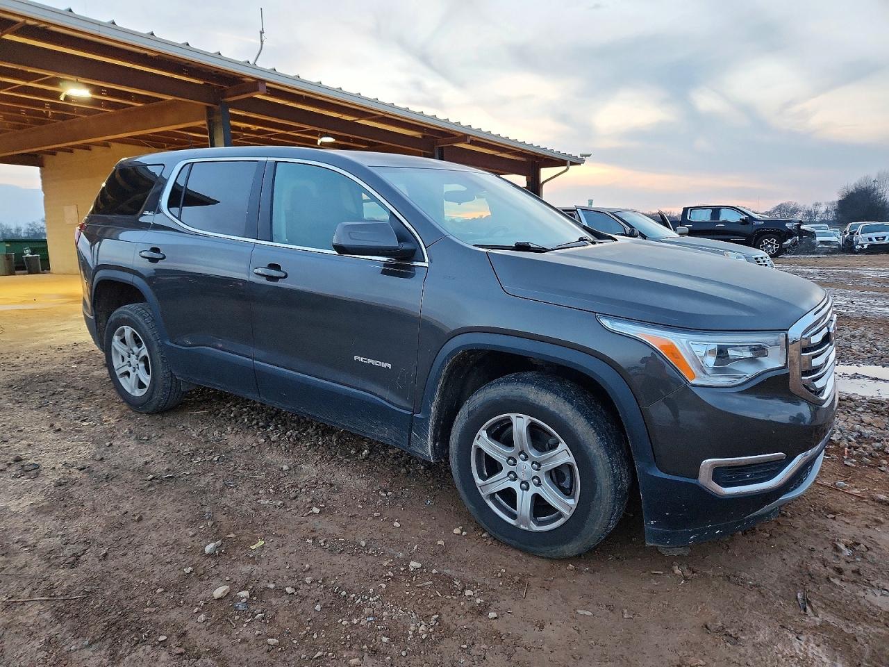 2019 GMC ACADIA SLE photo 4