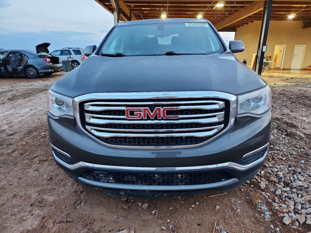 2019 GMC ACADIA SLE photo 5