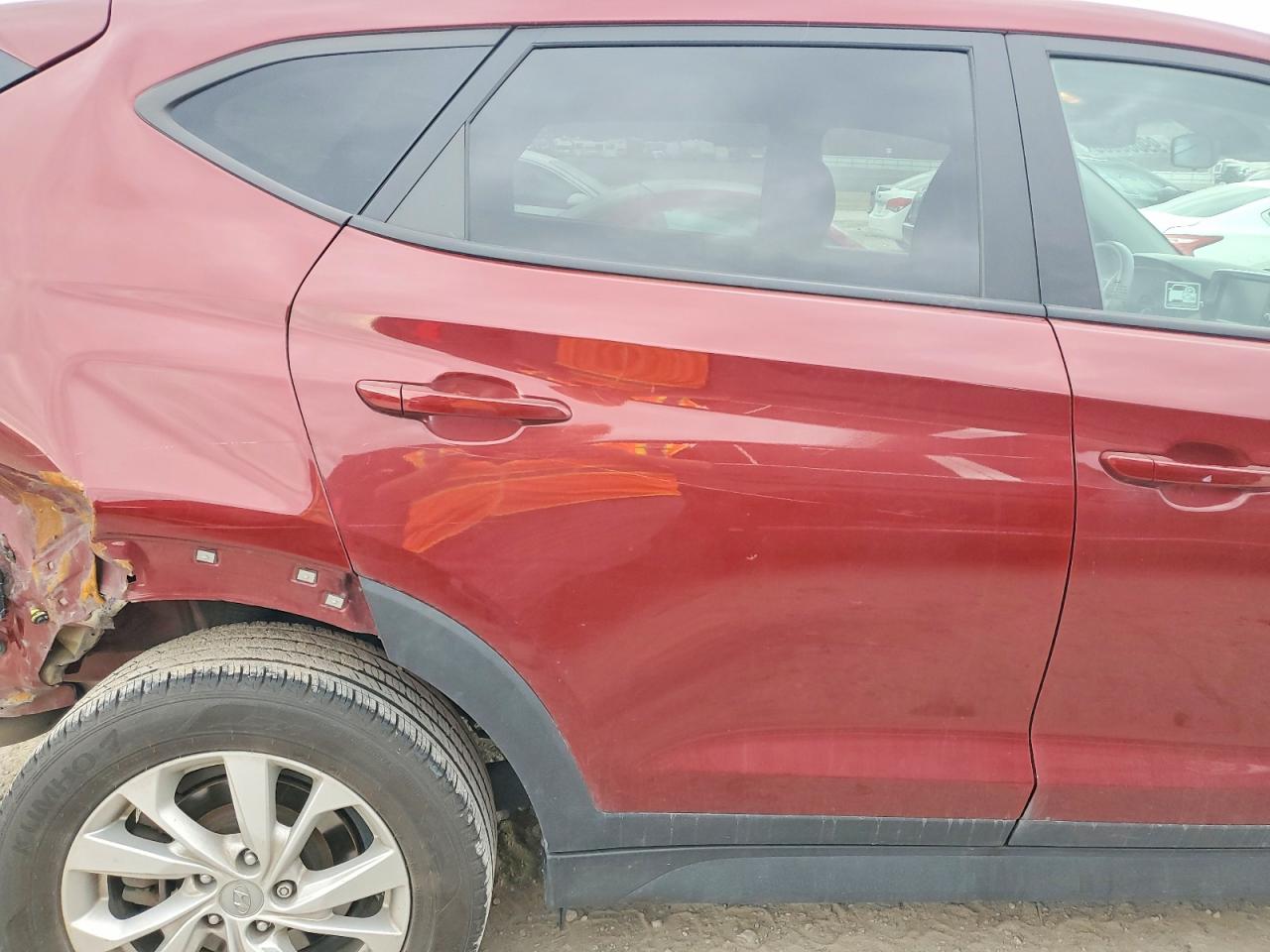 2020 HYUNDAI TUCSON SE photo 11