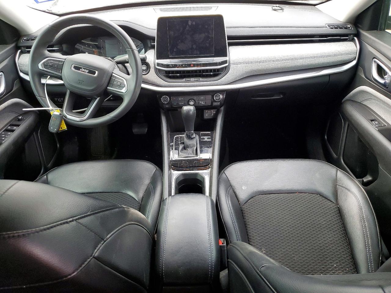 2022 JEEP COMPASS LATITUDE photo 8