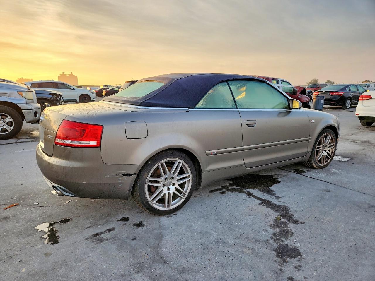 2009 AUDI A4 2.0T CABRIOLET photo 3
