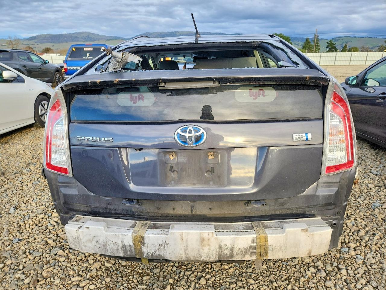2012 TOYOTA PRIUS photo 6