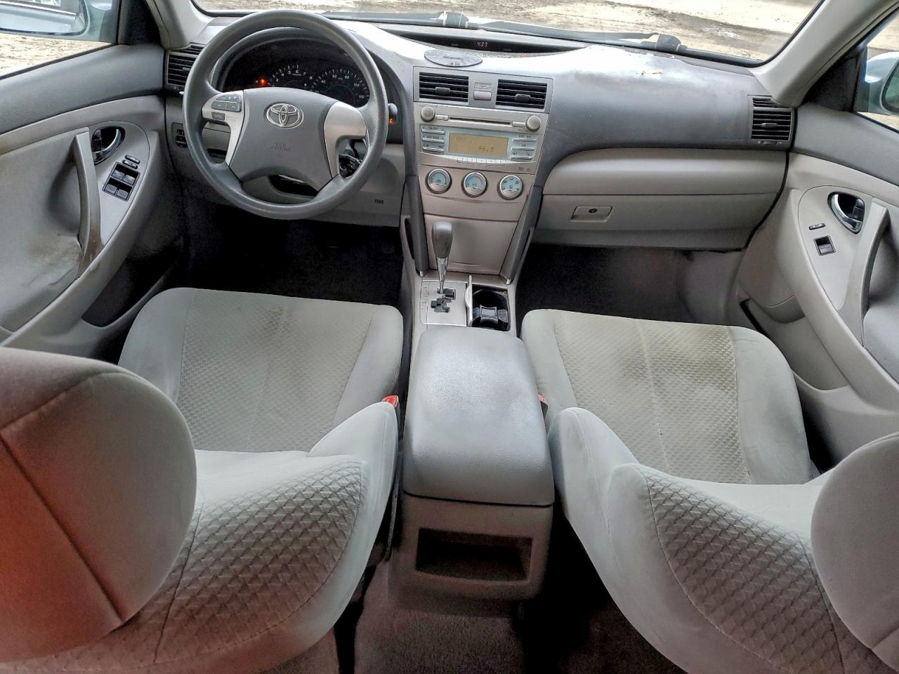 2009 TOYOTA CAMRY BASE photo 8