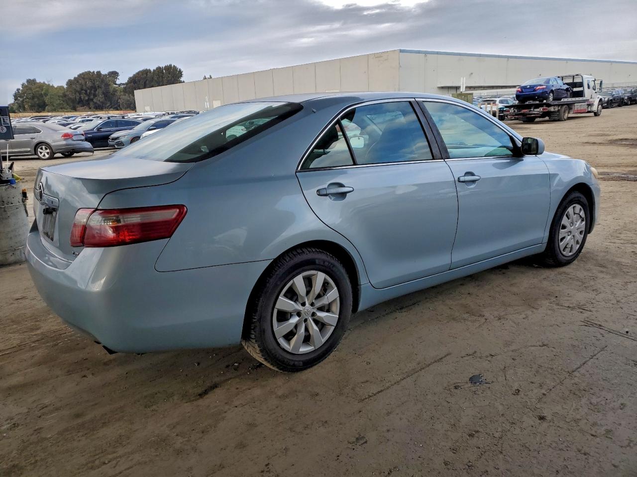2009 TOYOTA CAMRY BASE photo 3