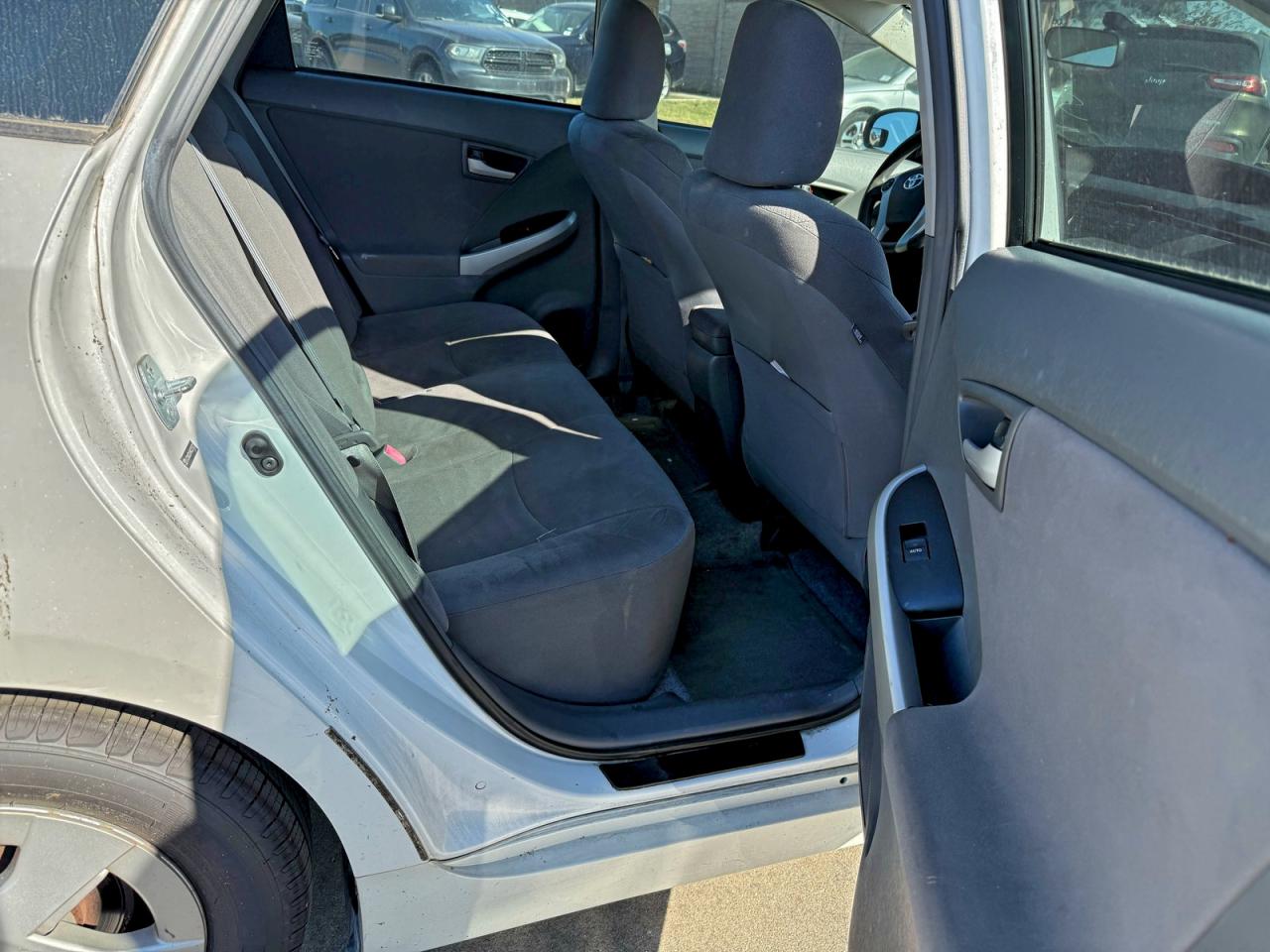 2010 TOYOTA PRIUS photo 6