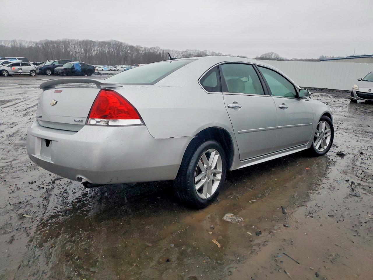 2012 CHEVROLET IMPALA LTZ photo 3