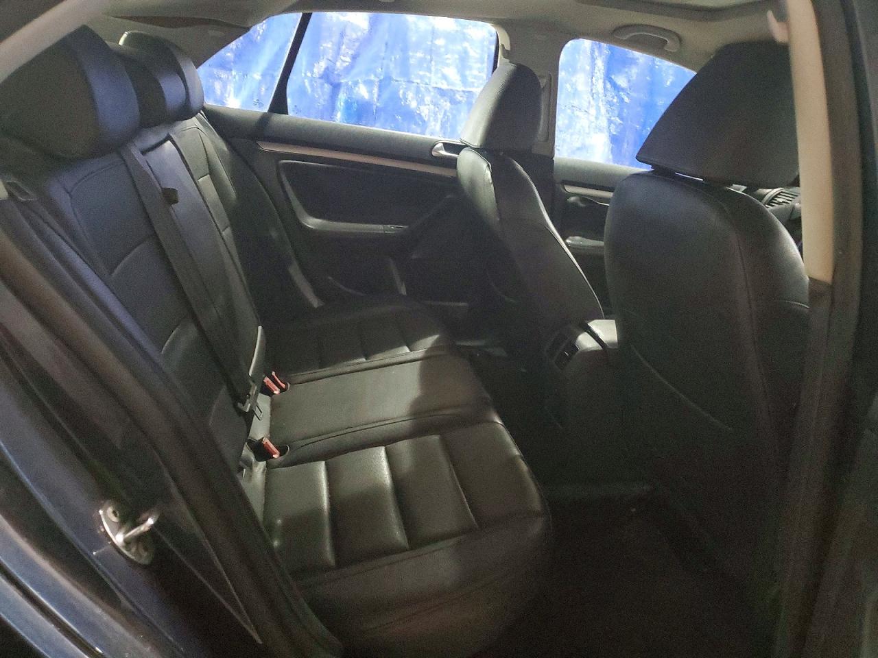 2009 VOLKSWAGEN JETTA SE photo 10