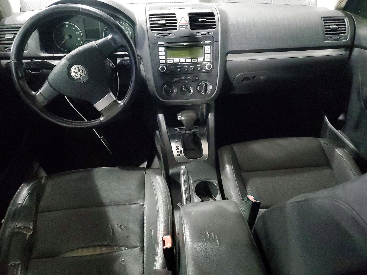 2009 VOLKSWAGEN JETTA SE photo 8