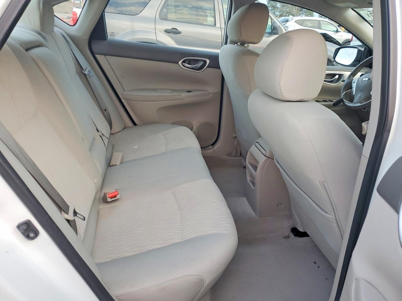 2014 NISSAN SENTRA S photo 10