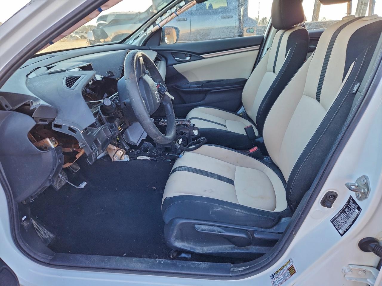 2017 HONDA CIVIC LX photo 7