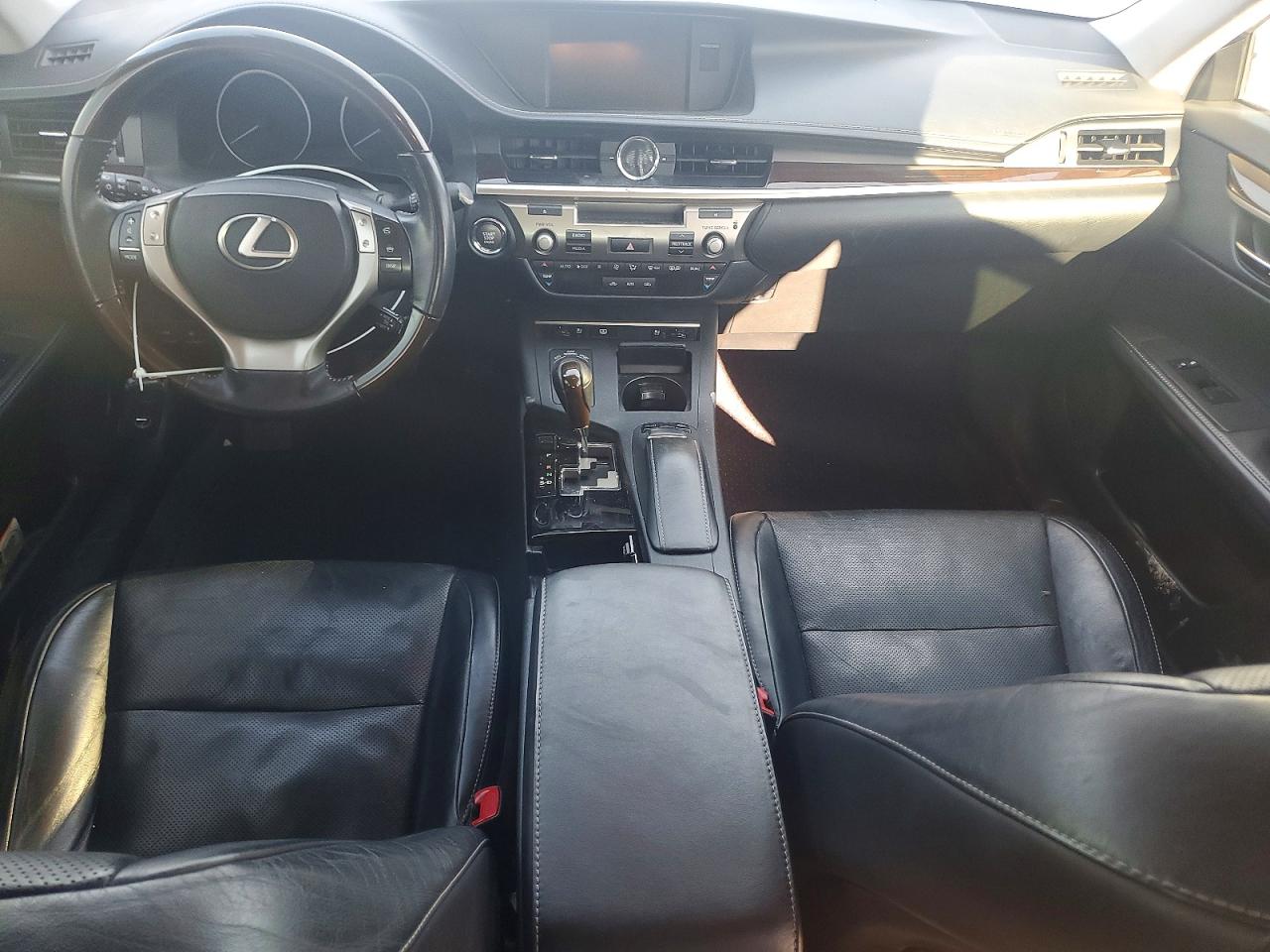 2013 LEXUS ES 350 photo 15