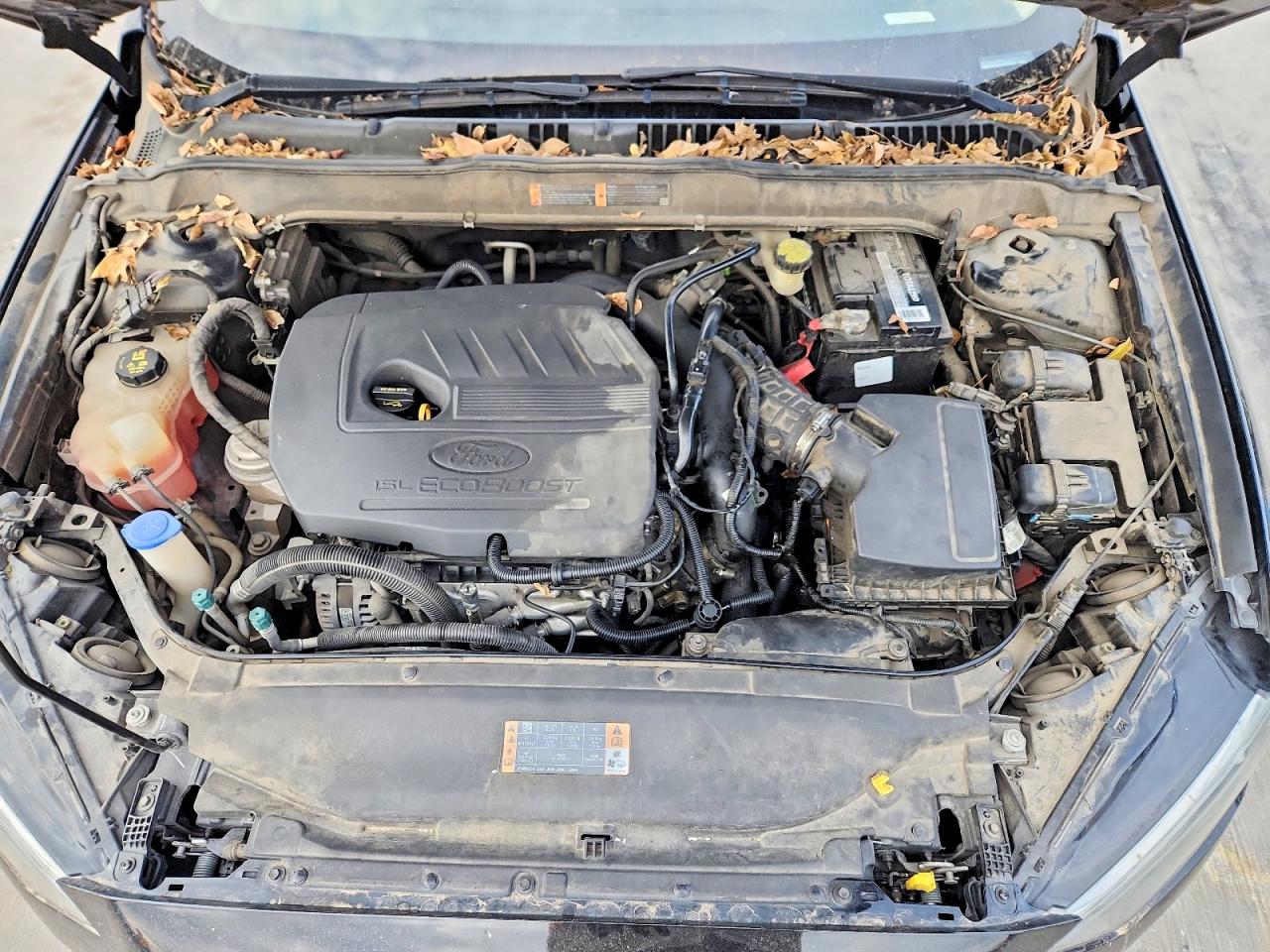 2017 FORD FUSION SE photo 11