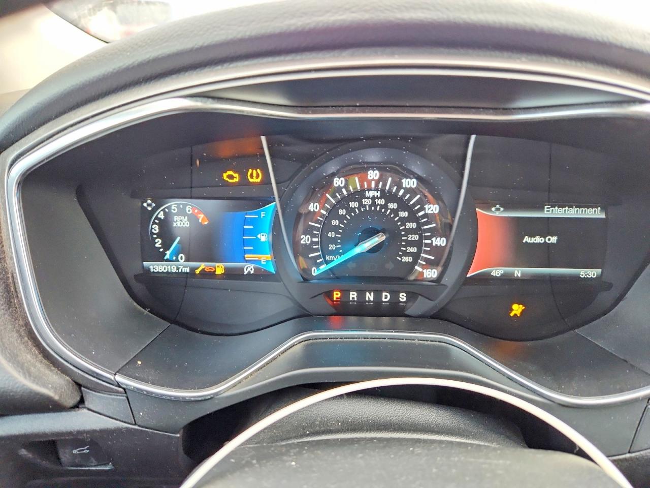 2017 FORD FUSION SE photo 9