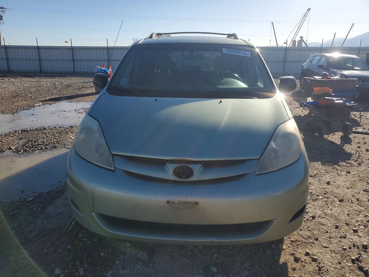 2007 TOYOTA SIENNA CE photo 5