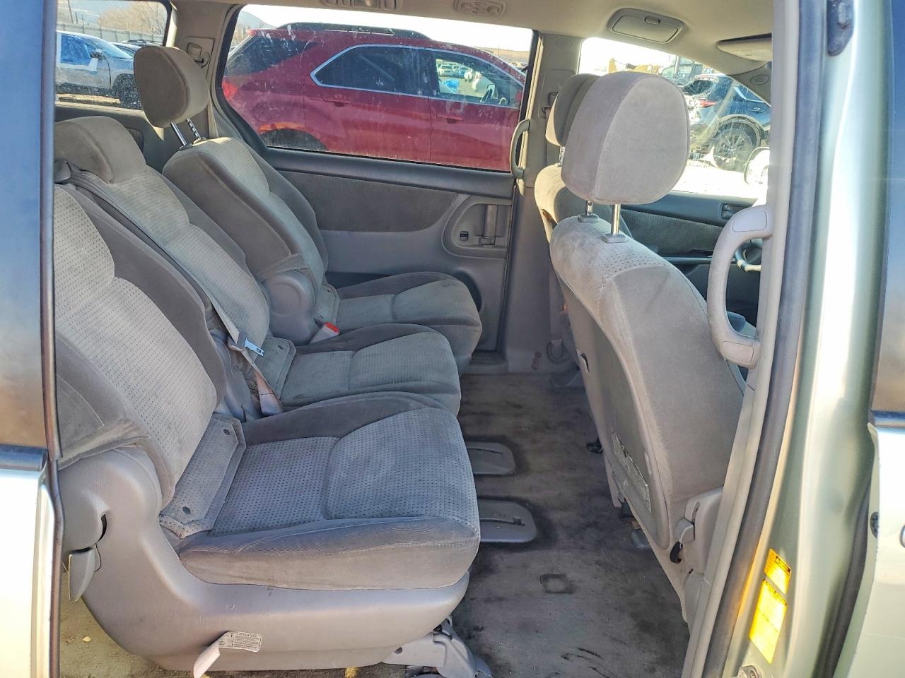 2007 TOYOTA SIENNA CE photo 11