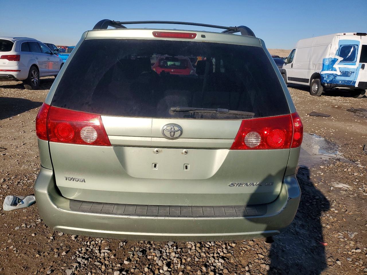 2007 TOYOTA SIENNA CE photo 6