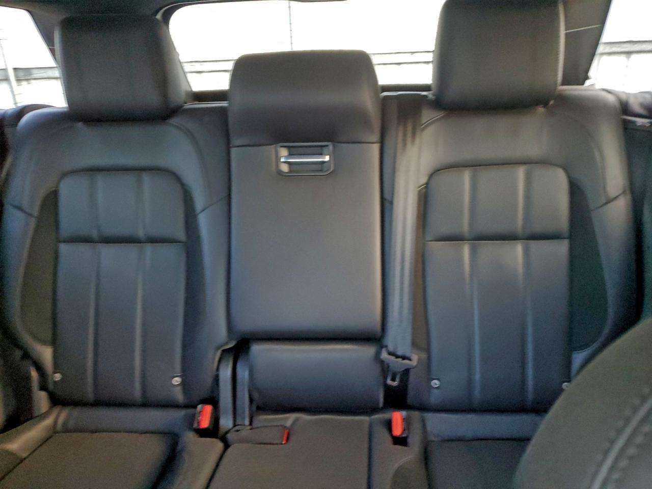 2019 LAND ROVER RANGE ROVER SPORT HST photo 10