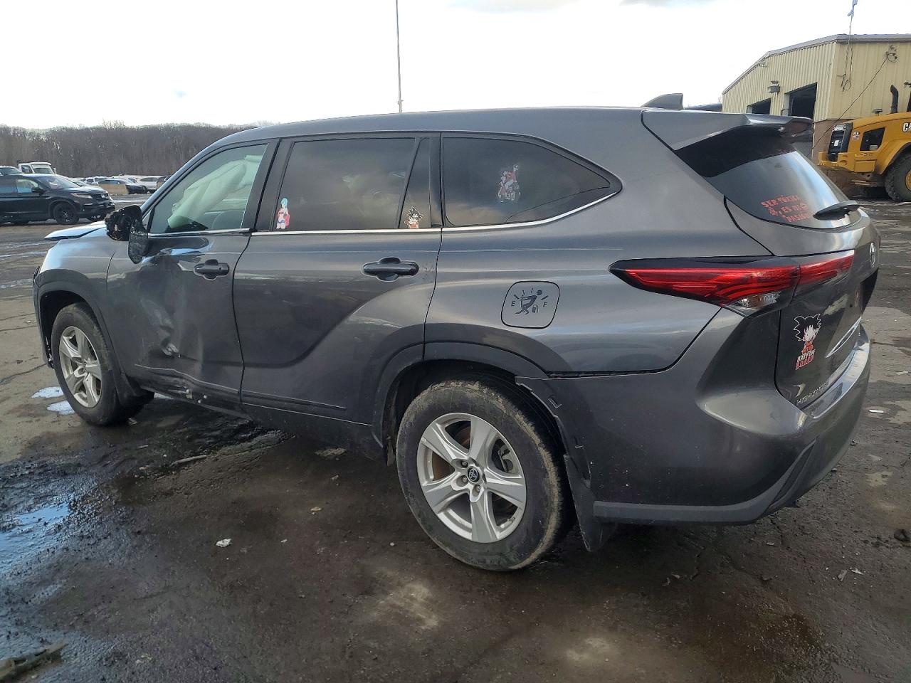2022 TOYOTA HIGHLANDER L photo 2